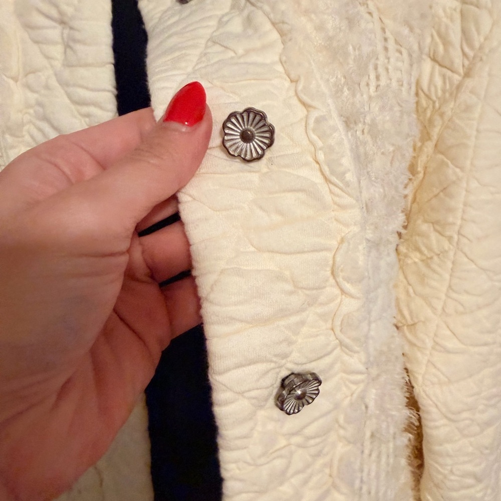 POL Cream Teddy Jacket - Picture 7 of 11